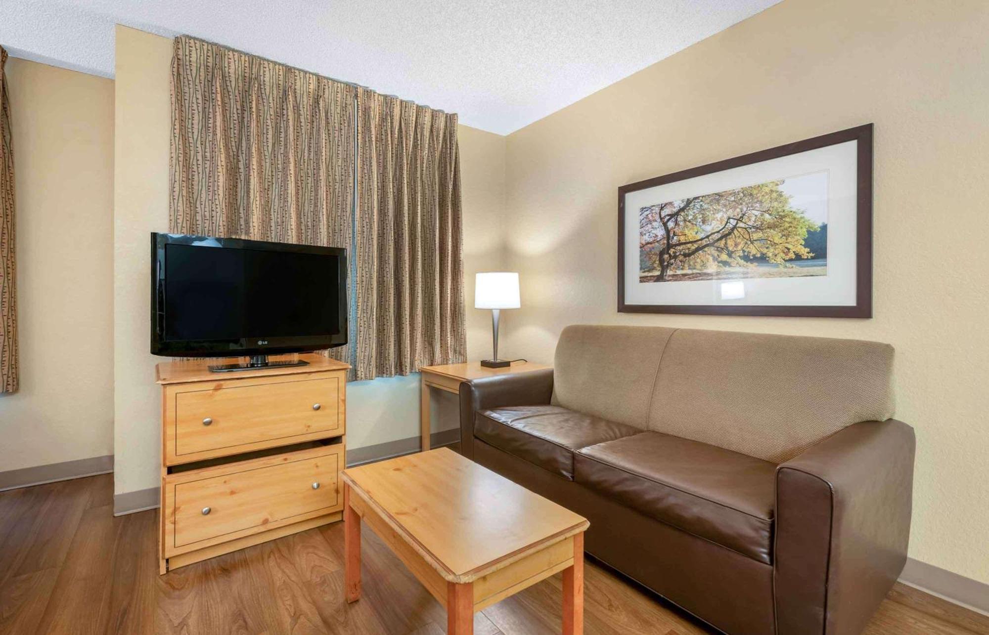 Extended Stay America Select Suites - Jacksonville - Baymeadows Exterior photo